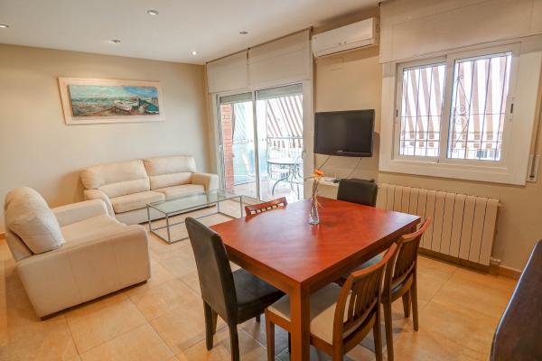 #17657 - Apartamento Casals | Holiday Rentals | Hello Homes Sitges