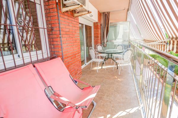 #17661 - Apartamento Casals | Holiday Rentals | Hello Homes Sitges