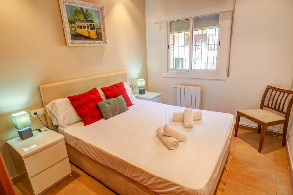 #17662 - Apartamento Casals | Holiday Rentals | Hello Homes Sitges