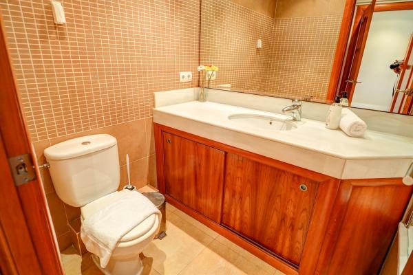#17663 - Apartamento Casals | Holiday Rentals | Hello Homes Sitges