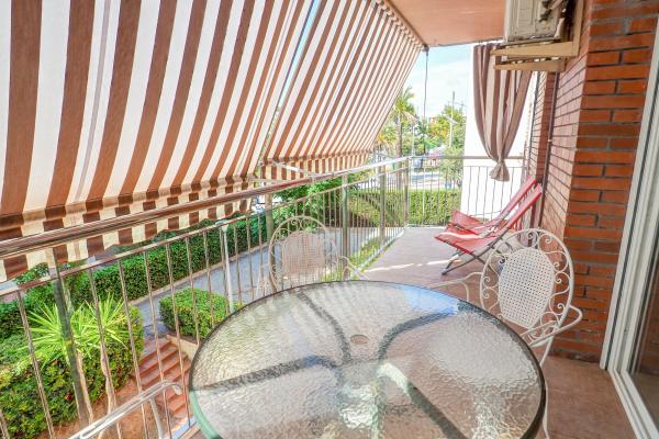 #17664 - Apartamento Casals | Holiday Rentals | Hello Homes Sitges