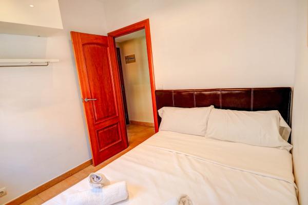 #17670 - Apartamento Casals | Holiday Rentals | Hello Homes Sitges