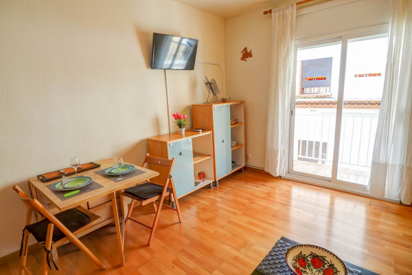 #17683 - Hermione Apartment | Lomavuokraus | Hello Homes Sitges