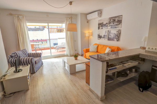 Modern, Well-Appointed Room