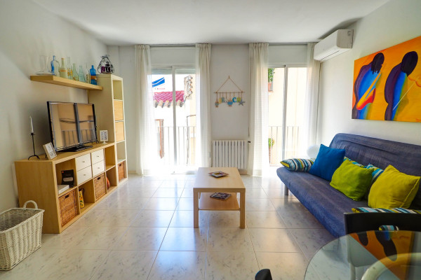 #17713 - Lucy Apartment | Lomavuokraus | Hello Homes Sitges