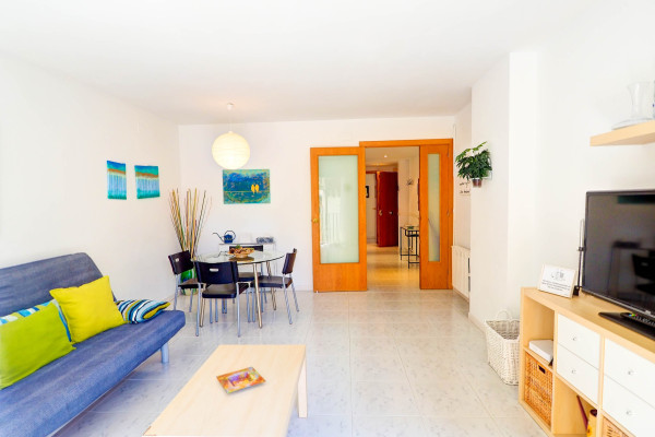 #17723 - Lucy Apartment | Lomavuokraus | Hello Homes Sitges