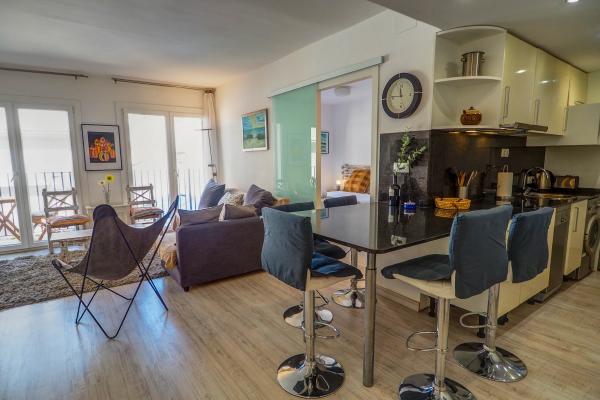 #17777 - Bonaire Queens | Holiday Rentals | Hello Homes Sitges