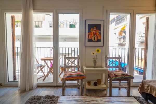 #17793 - Bonaire Queens | Holiday Rentals | Hello Homes Sitges