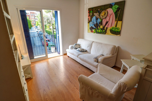 #17817 - The Hatchi Apartment | Saisonale Vermietungen | Hello Homes Sitges
