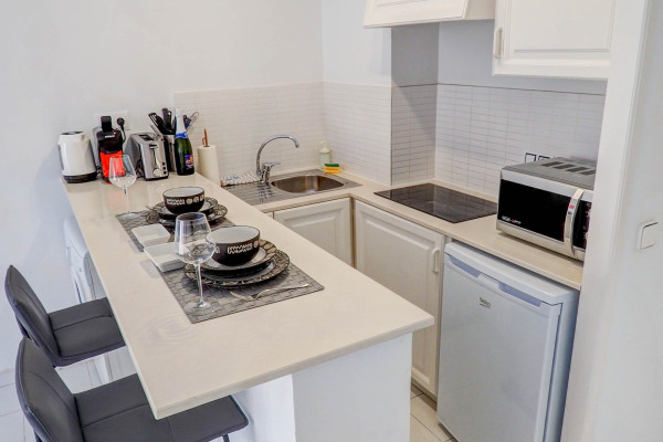 #17891 - White Penthouse | Holiday Rentals | Hello Homes Sitges