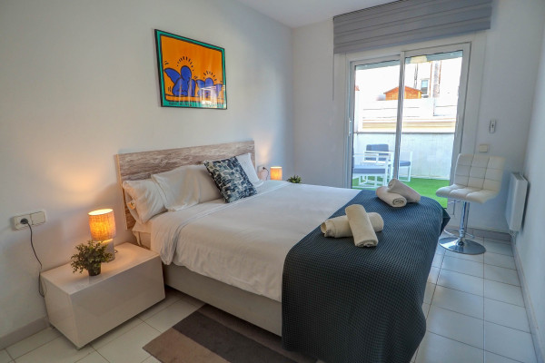 #17905 - White Penthouse | Holiday Rentals | Hello Homes Sitges
