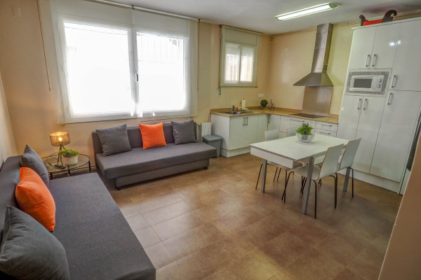 #17939 - Benet Apartment | Lomavuokraus | Hello Homes Sitges