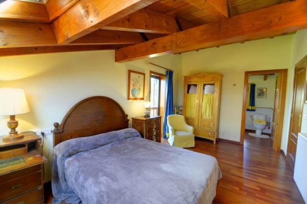 #18045 - Mountain Chalet | Ferieudlejning | Hello Homes Sitges