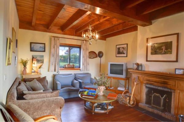 #18049 - Mountain Chalet | Ferieudlejning | Hello Homes Sitges