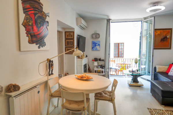 #20759 - Bartomeu Blanc | Holiday Rentals | Hello Homes Sitges