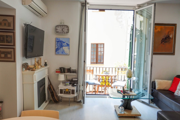 #20761 - Bartomeu Blanc | Holiday Rentals | Hello Homes Sitges
