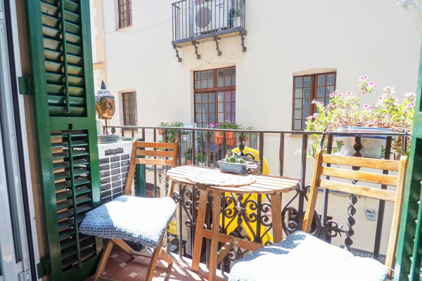 #20774 - Bartomeu Blanc | Holiday Rentals | Hello Homes Sitges