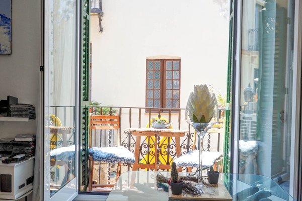 #20779 - Bartomeu Blanc | Holiday Rentals | Hello Homes Sitges