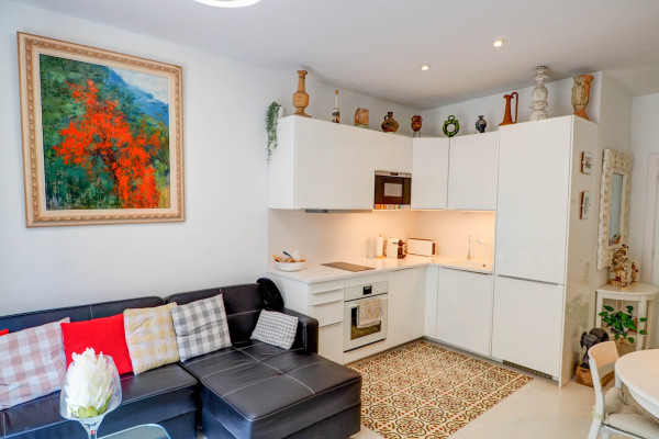 #20784 - Bartomeu Blanc | Holiday Rentals | Hello Homes Sitges