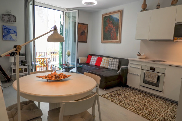 #20785 - Bartomeu Blanc | Holiday Rentals | Hello Homes Sitges