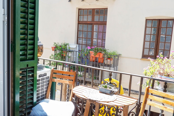#20787 - Bartomeu Blanc | Holiday Rentals | Hello Homes Sitges