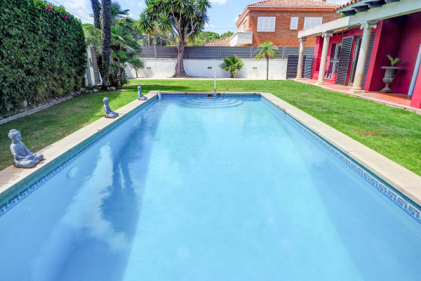  - Villa Nirvana