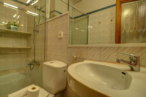 #26913 - Aquamarine Terrace Apartment | Holiday Rentals | Hello Homes Sitges