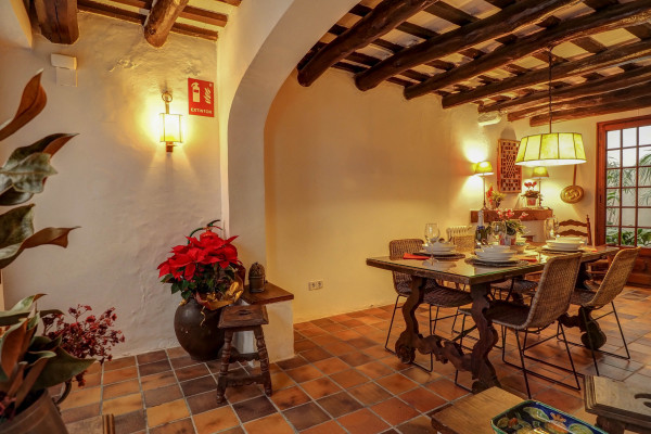  - Beach Villa Aralinn