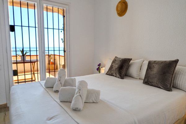 #27081 - Sea Balcony Apartment | Lomavuokraus | Hello Homes Sitges