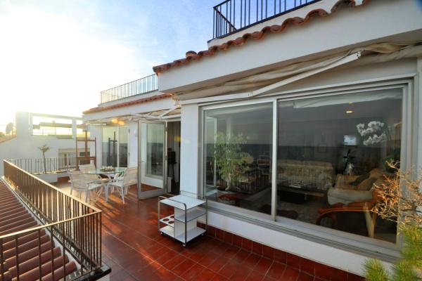 #2782 - AMAZING DUPLEX AIGUADOLC | Ferieudlejning | Hello Homes Sitges