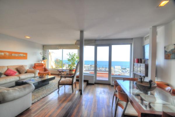 #2788 - AMAZING DUPLEX AIGUADOLC | Ferieudlejning | Hello Homes Sitges