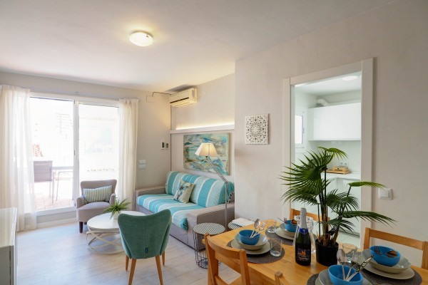 #28257 - Carreta Sea Views | Lomavuokraus | Hello Homes Sitges