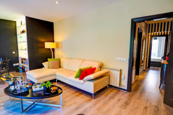 Modern, Well-Appointed Room