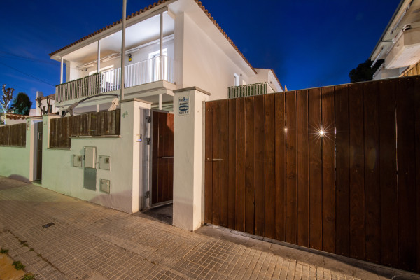 #29199 - Beach House Irina | Location de Vacances | Hello Homes Sitges