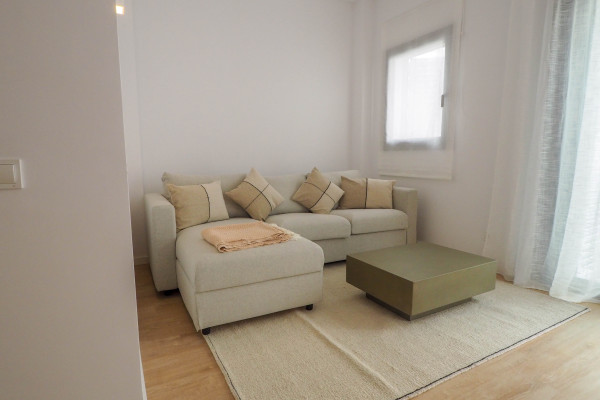 Modern, Well-Appointed Room