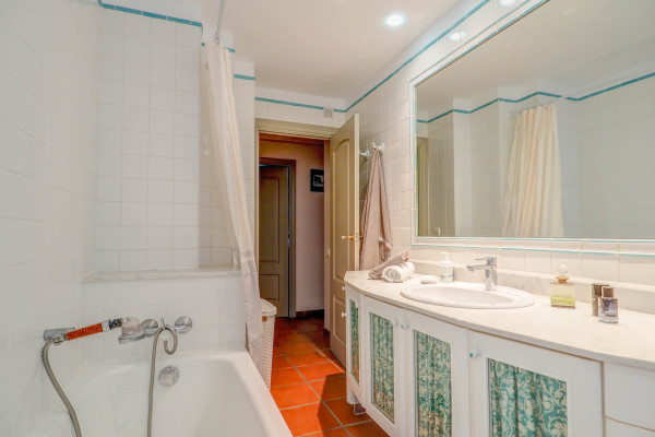 #29832 - Montroig Zen Penthouse | Holiday Rentals | Hello Homes Sitges