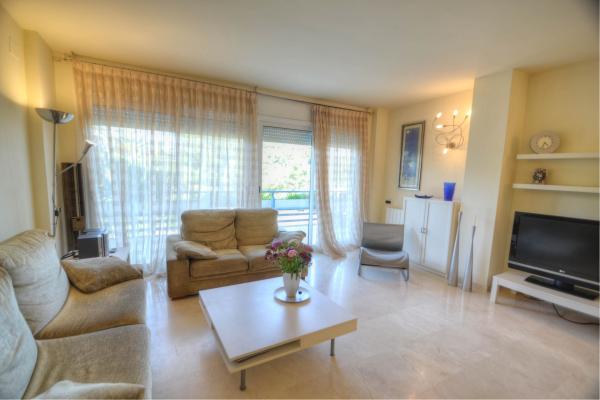#2995 - THE PLANT APARTMENT | Аренда для отпуска | Hello Homes Sitges