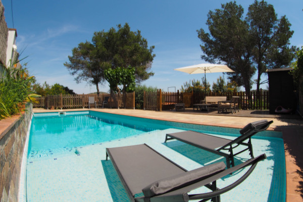#30058 - Villa Can Xum | Holiday Rentals | Hello Homes Sitges
