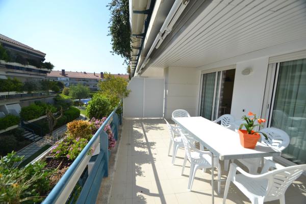 #3010 - THE PLANT APARTMENT | Аренда для отпуска | Hello Homes Sitges