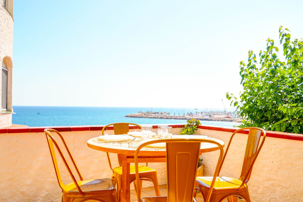 #30851 - Sea Balcony Apartment | Lloguers Temporada | Hello Homes Sitges
