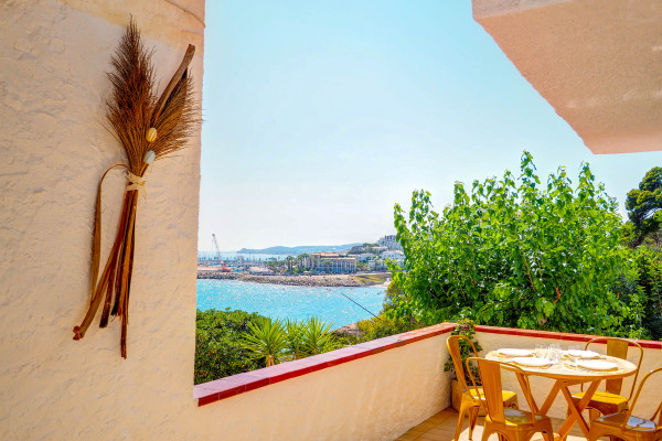 #30853 - Sea Balcony Apartment | Lloguers Temporada | Hello Homes Sitges