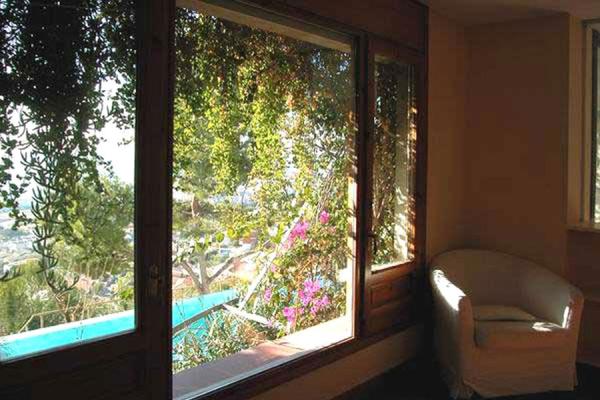 #3191 - CASA ROCA | Holiday Rentals | Hello Homes Sitges
