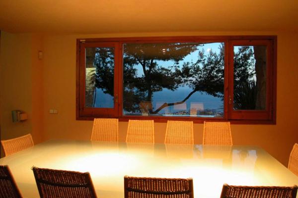 #3196 - CASA ROCA | Holiday Rentals | Hello Homes Sitges