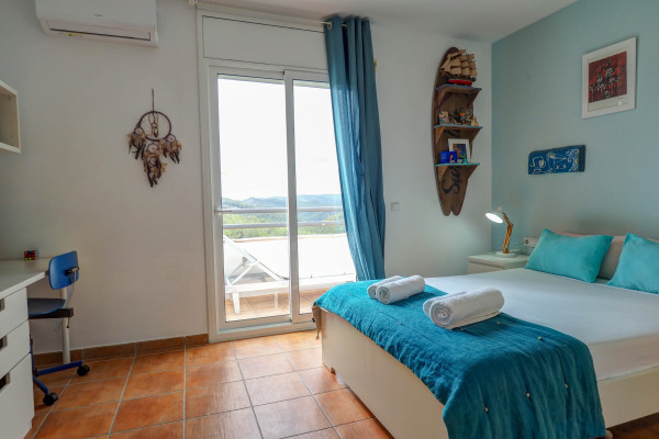 #32684 - Villa Elysian | Holiday Rentals | Hello Homes Sitges