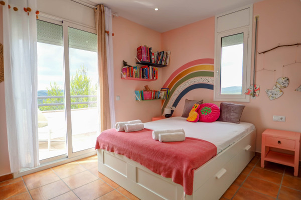 #32686 - Villa Elysian | Holiday Rentals | Hello Homes Sitges