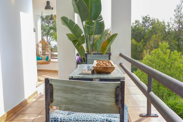 #32731 - Villa Elysian | Holiday Rentals | Hello Homes Sitges