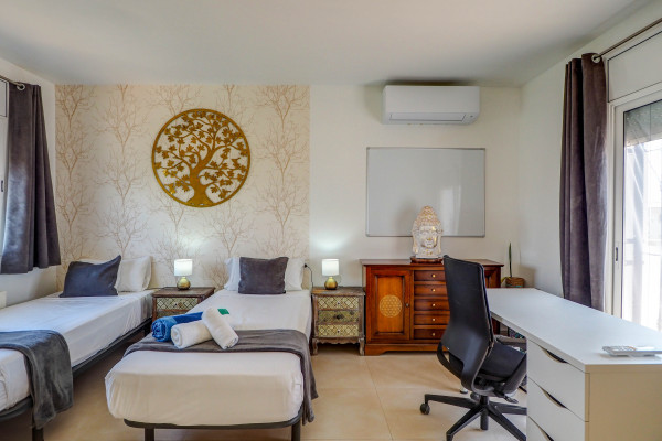 #32753 - Villa Talaya | Holiday Rentals | Hello Homes Sitges
