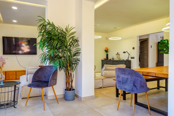  - Casa Avril