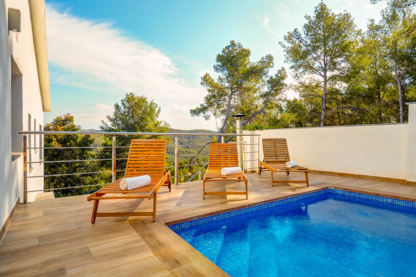  - Casa Avril