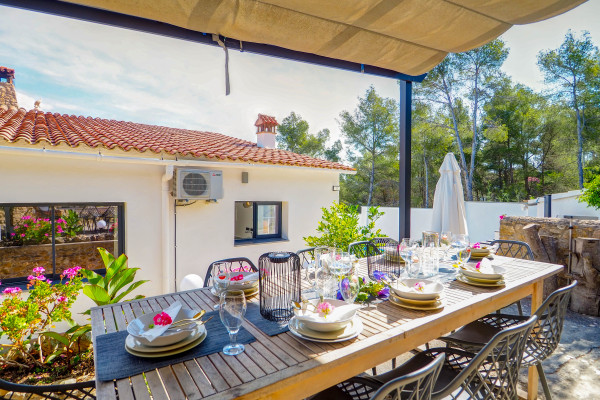  - Casa Avril